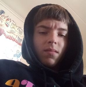 Meet your Posher, Julian